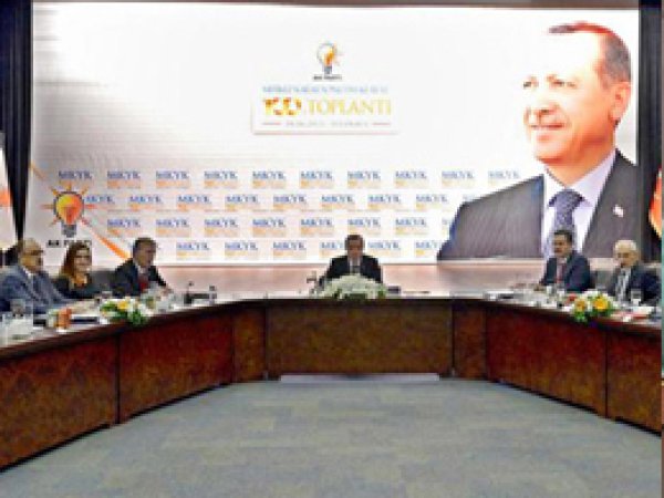 Ak Parti'den İki Miting Kararı