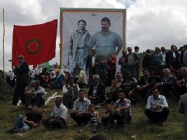 PKK'liler Muş'ta Yayladaki Şenliğe Katıldı 