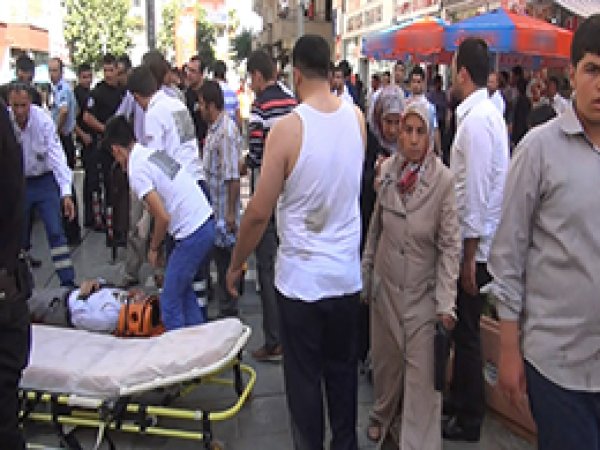 Şanlıurfa'da Satırlı Bıçaklı Kavga