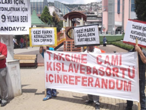 "Başörtüsüne özgürlük referandumuna var mısınız?"