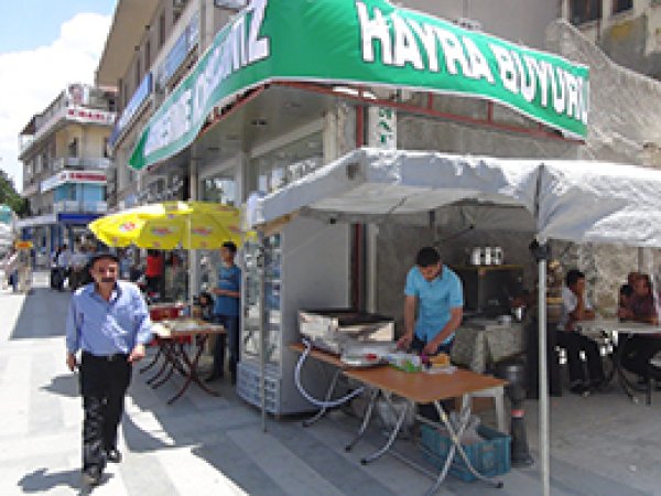 Öğrenciler Yararına Kermes