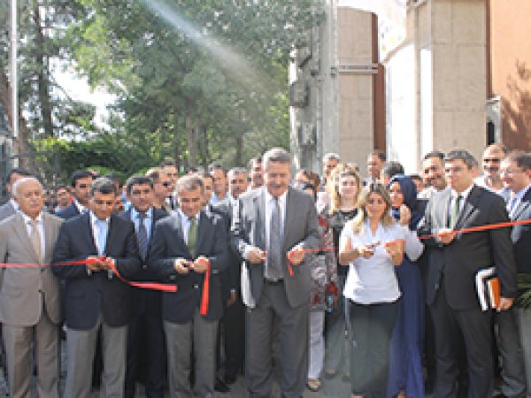'Tarım ve İnsan' Konulu Resim Sergisi Açıldı
