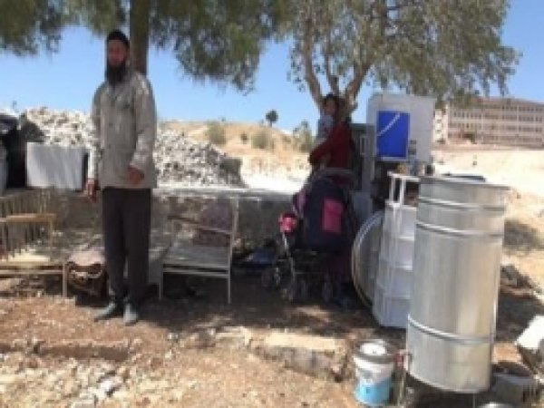 Sokakta Kalan Aileye Yardım