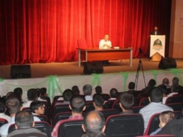 'Hz. Ibrahim'In Ailesi Örnek Alınmalıdır'