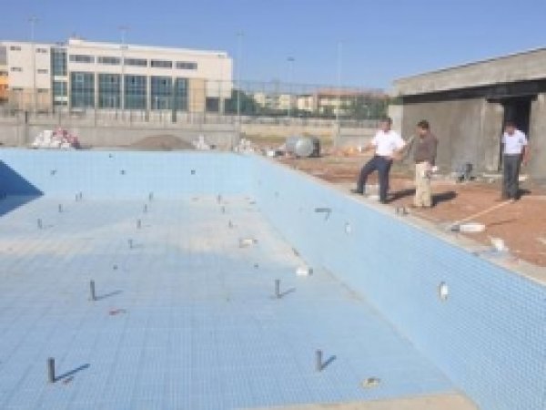Siverek'teki Yüzme Havuzunda Sona Doğru
