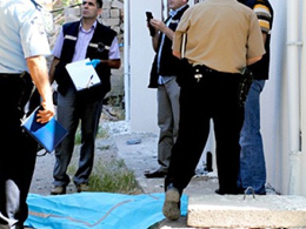 Cenazede Bıçaklar Konuştu: 3 Ölü