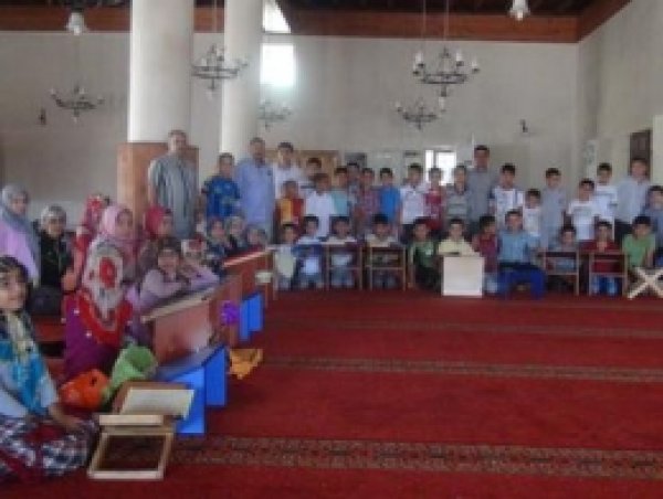 Çocuklar Camiye Sıkılmadan Gelmeliler