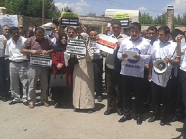 'Mısırda Yaşanan Militarist Zorbalığı Lanetliyoruz'