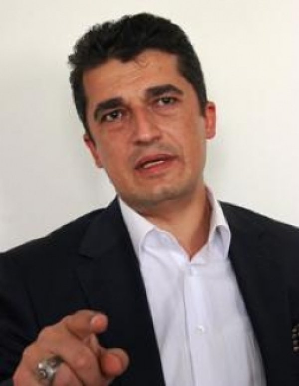 DES'ten Dershanelerin Kapatılmasına Tepki Gösterdi