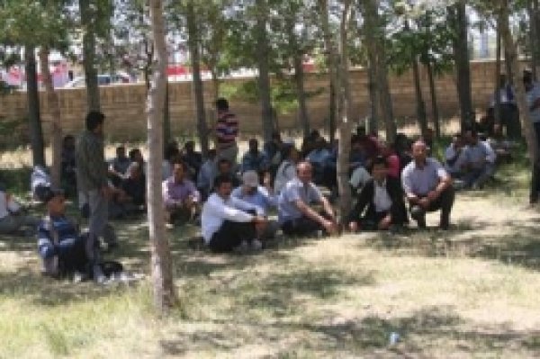 Sendikal Haklarını İstediler, İşten Atıldılar