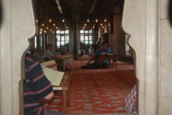 Camilerde Mukabele Başladı