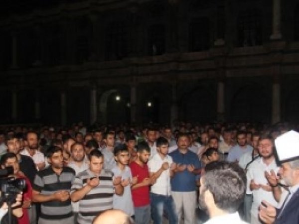Diyarbakır'da Gıyabı Cenaze Namazı Kılındı
