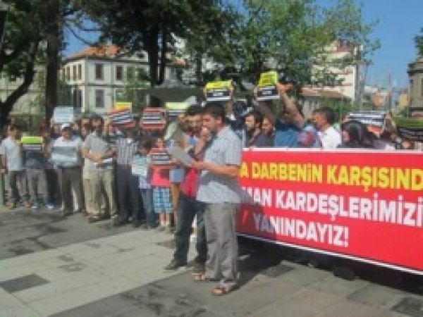 Mısır'daki Katliam Trabzon'da Tel'in Edildi