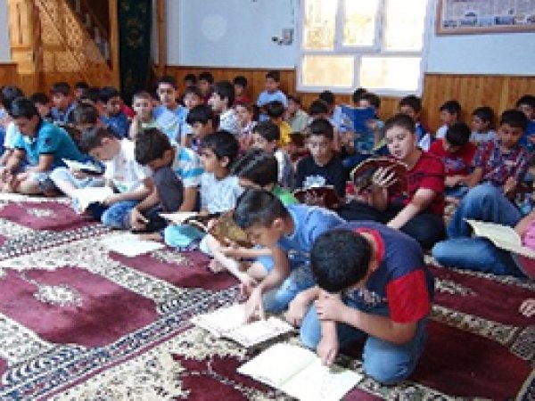 Kur'an Derslerine Talep Artıyor