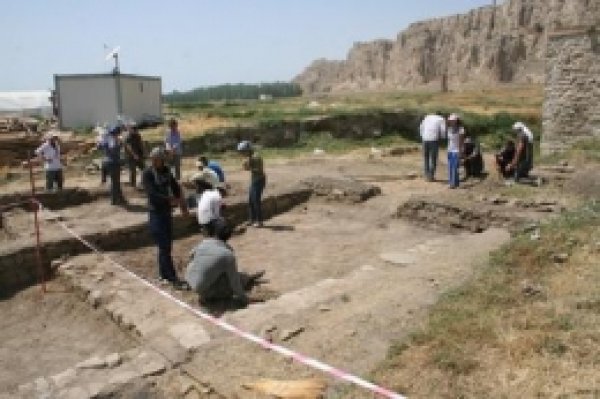 Eski Van Evleri de Ortaya Çıktı