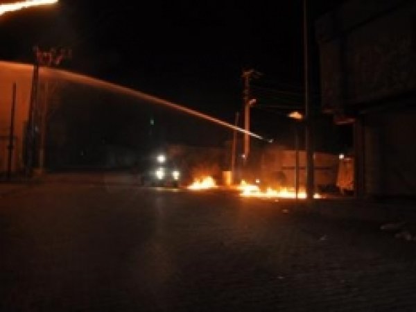 Silopi'de Göstericilerle Polis Çatıştı