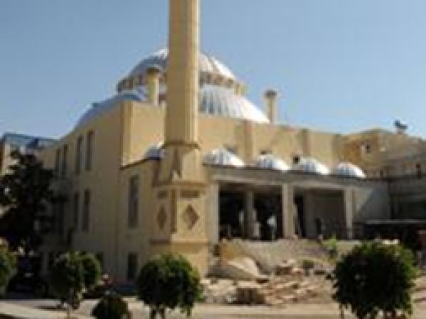 Fatih Camii Bayram Namazına Yetişecek