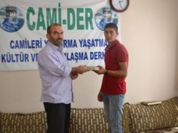 Siyer Sınavında Dereceye Girenler Ödüllendirildi