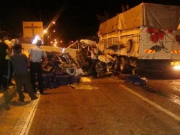 Ergani'de Trafik Kazası: 2 Yaralı
