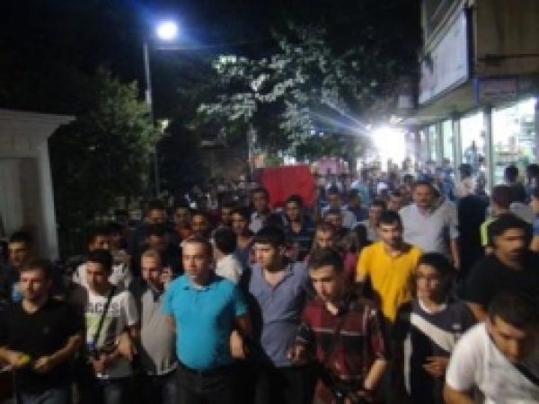 Siirt'te Mursi'ye Destek Yürüyüşü