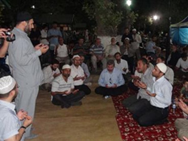 'Tek Kurtuluş Yolu Müslümanların Birliğidir'
