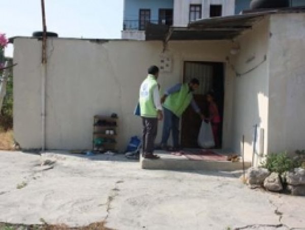 Tarus'ta Kadir Gecesi Yardımı  