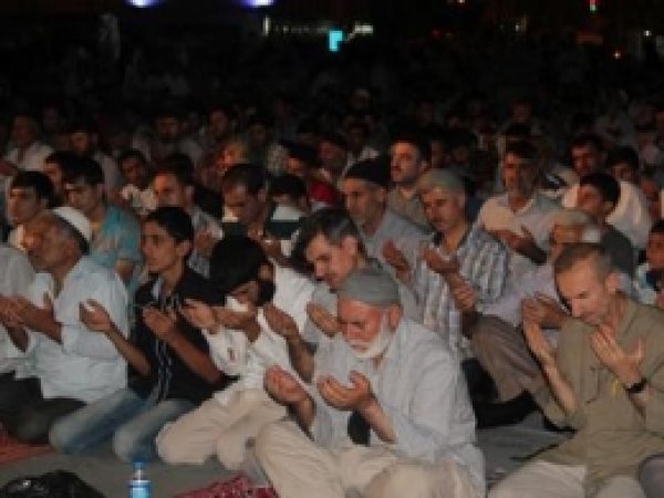 Kadir Gecesini Şeyh Said Meydanı'nda İhya Ettiler