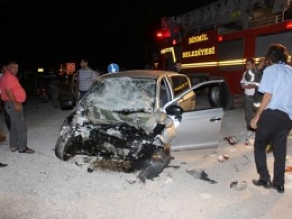 Bismil'de Trafik Kazası:1 Ölü, 3 Yaralı