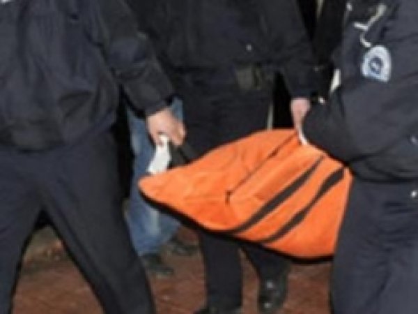 Manisa'da Yolda Ceset Bulundu