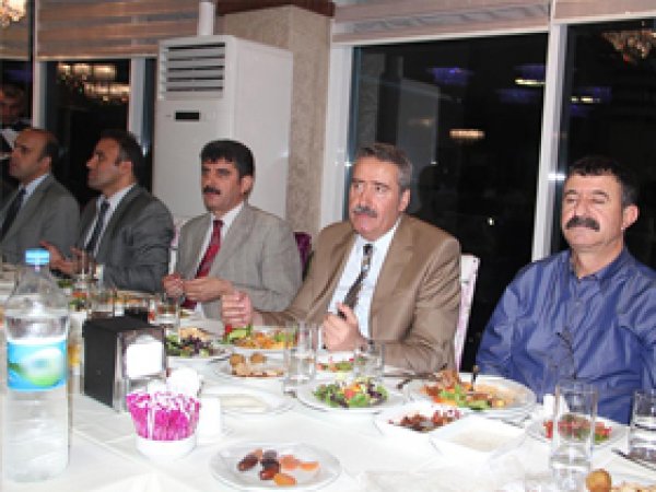Diyarbakır İl Genel Meclis Üyeleri İftarda Buluştu