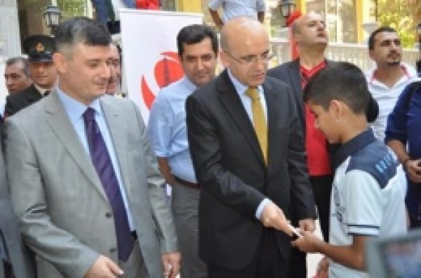 Bakan Şimşek'ten Bayramlaşma Merasimi