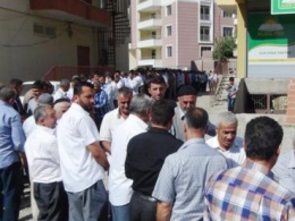 Silvan HÜDA PAR Tekbir Ve Salavatlarla Bayramlaştı