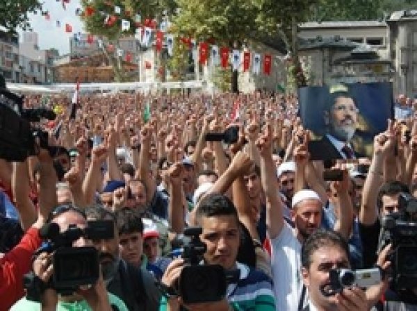 "Katledilen Ihvan Değil, İnsanlıktır"