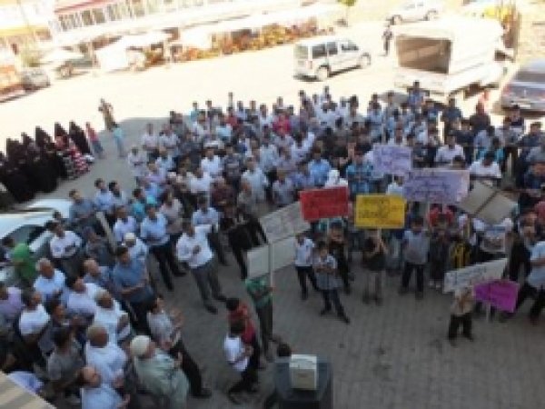 Mısır'daki Katliam Dargeçit'te Lanetlendi