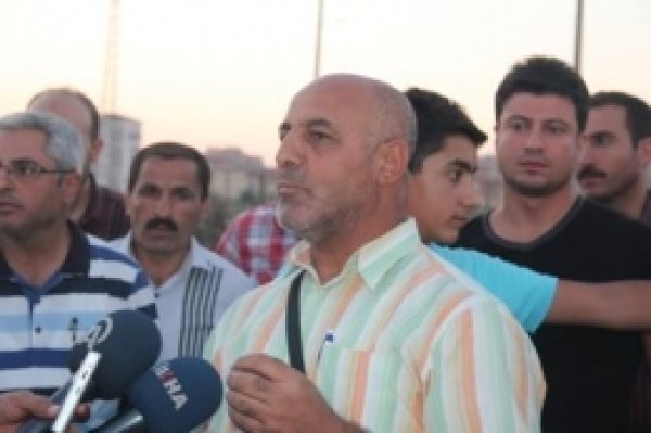 Tokı Sakinleri Yolu Trafiğe Kapattılar