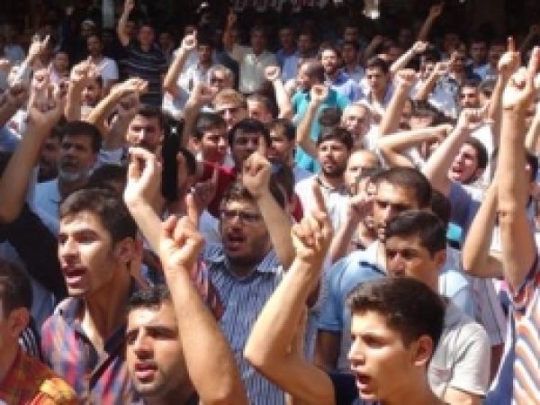 Mersin'de Tüm Kesimler Mısır İçin Ayakta