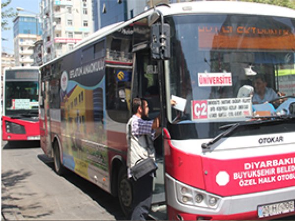 Diyarbakır'da Ulaşım Zammı Geri Çekildi
