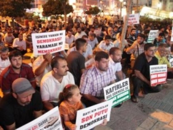 Adana'da Adeviyye Nöbeti Uzatıldı