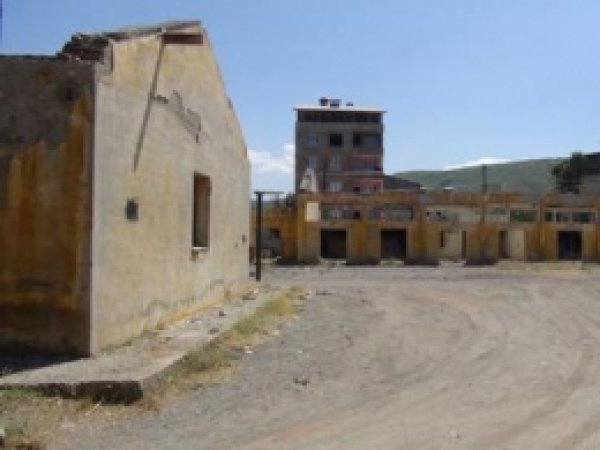 Metruk Binalardan Halk Rahatsız