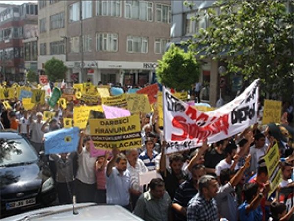 Adıyaman'da Mısır'a Destek Yürüyüşü