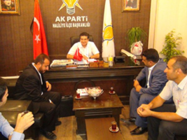 HÜDA PAR Heyeti Ak Partiyi Ziyaret Etti