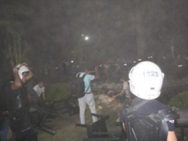 Mersin'de Eylemcilere Müdahale: 4 Gözaltı