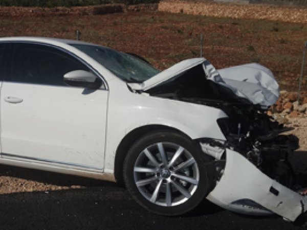 Otomobil Motosiklete Çarptı: 2 Ölü, 1 Yaralı