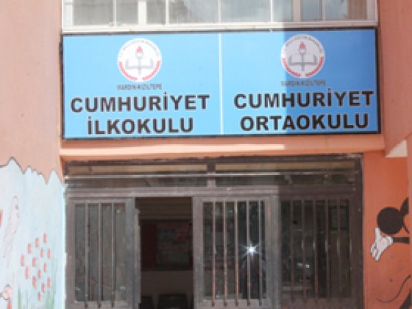 Üzerine Dolap Düşen Çocuk Hayatını Kaybetti