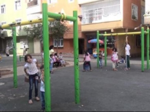 Park Var Ama Salıncak Yok!
