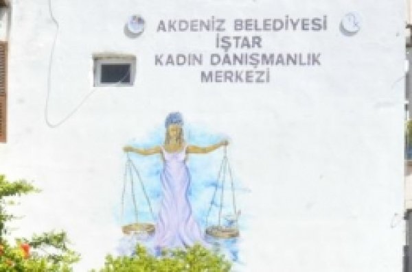 BDP Kadın Merkezi'nde Tanrıça Figürleri