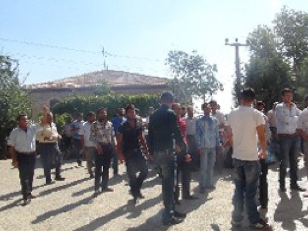 Ergani'de Minibüsçüler İsyan Etti