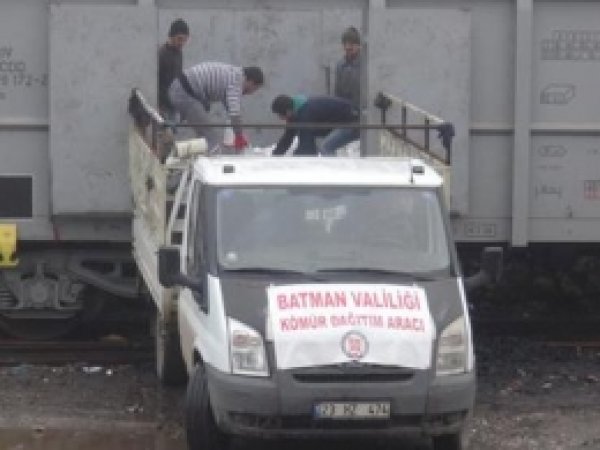 Batman'da Kömür Dağıtımı Devam Ediyor 