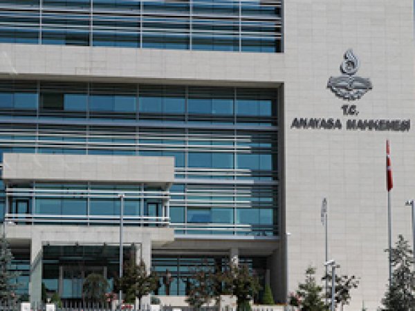 AYM BDP'li Tutuklu Vekilleri Haklı Buldu