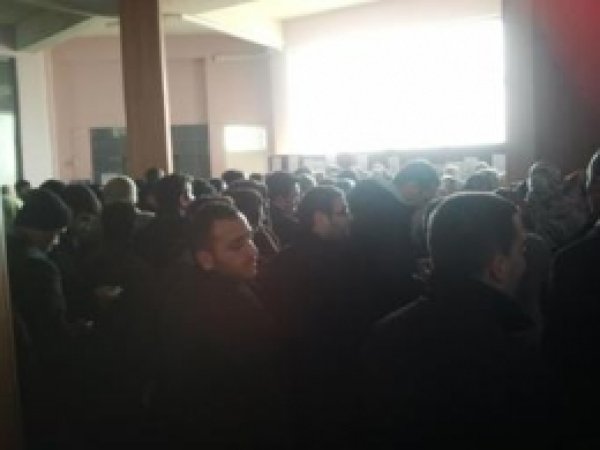 Dicle Üniversitesi'nde Kimlik Çilesi 